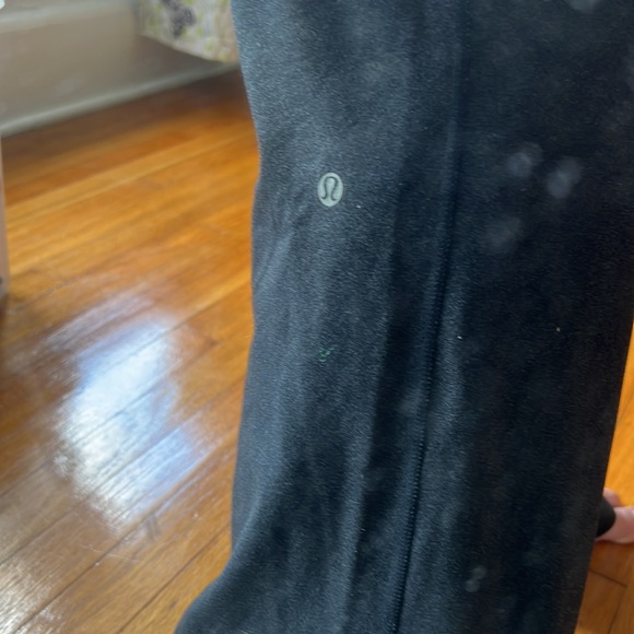 lululemon relaxed Be Still pant. - Picture 5 of 5